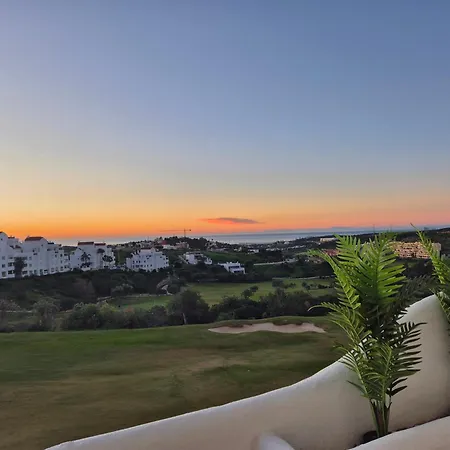 Valle Golf إِستيبونا
